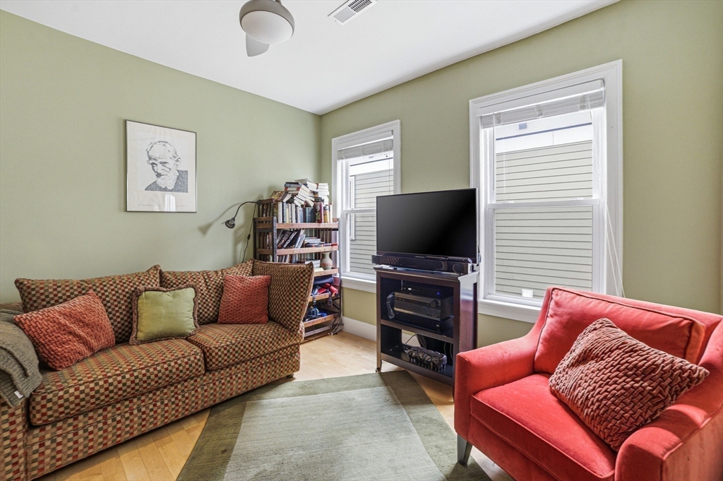 5 Mount Vernon St #2, Boston, MA Photo #19