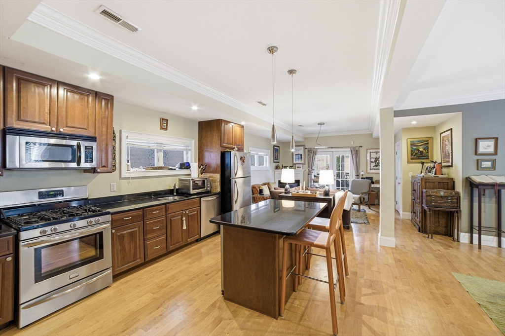 5 Mount Vernon St #2, Boston, MA Photo #2