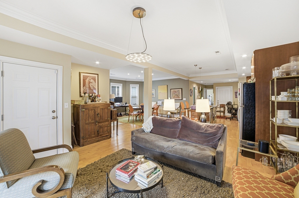 5 Mount Vernon St #2, Boston, MA Photo #8
