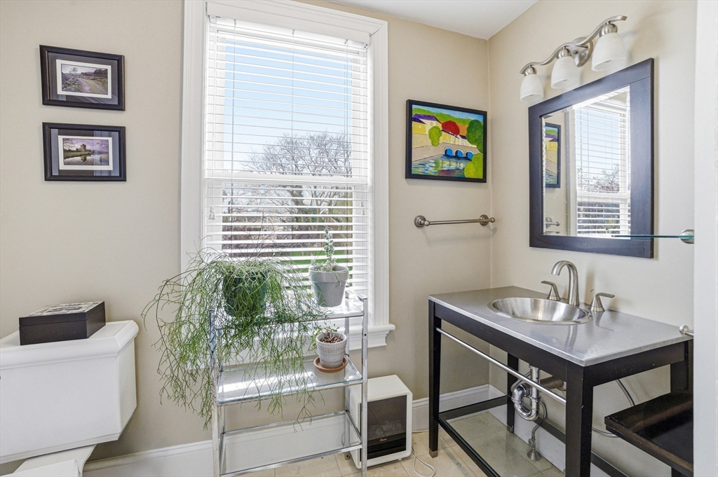 5 Mount Vernon St #2, Boston, MA Photo #15