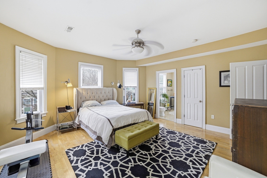 5 Mount Vernon St #2, Boston, MA Photo #12