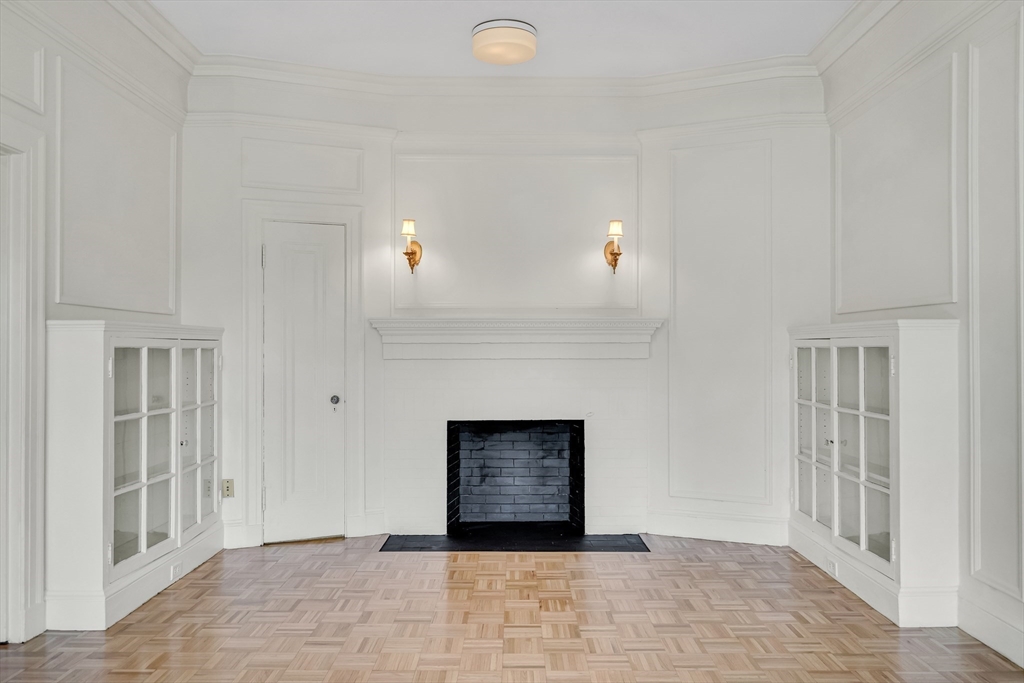 311 Commonwealth Ave 71