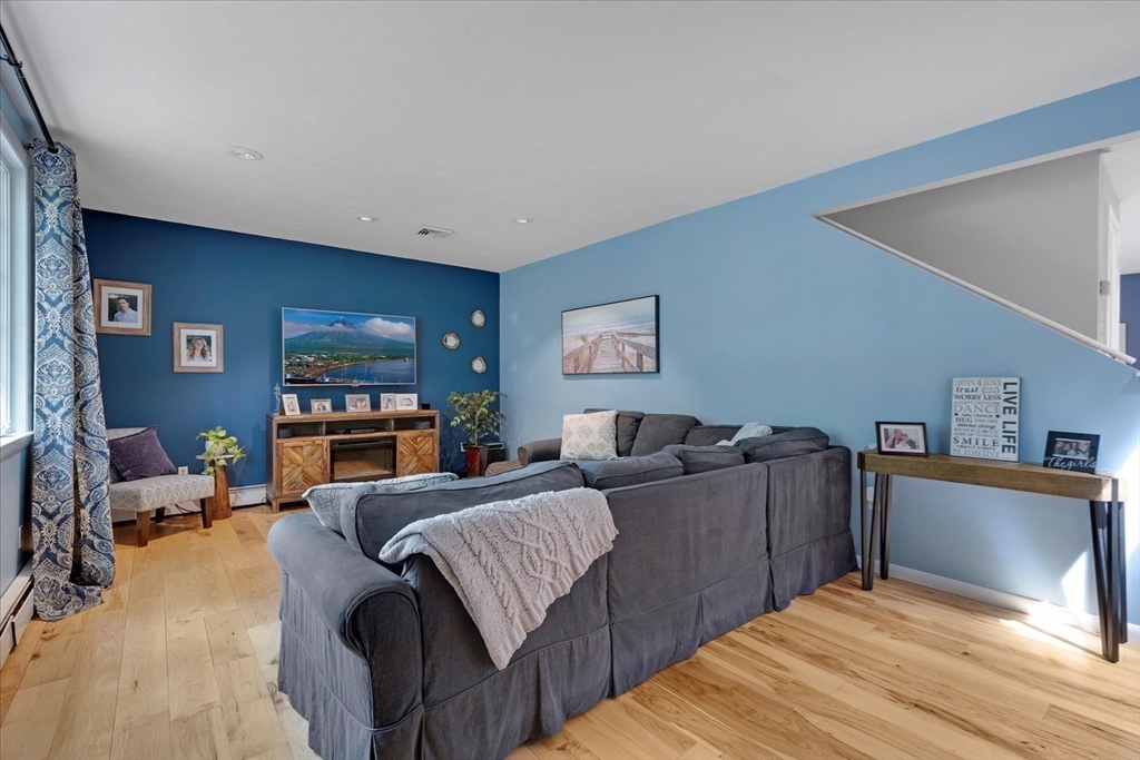 38 Old Powder House Rd