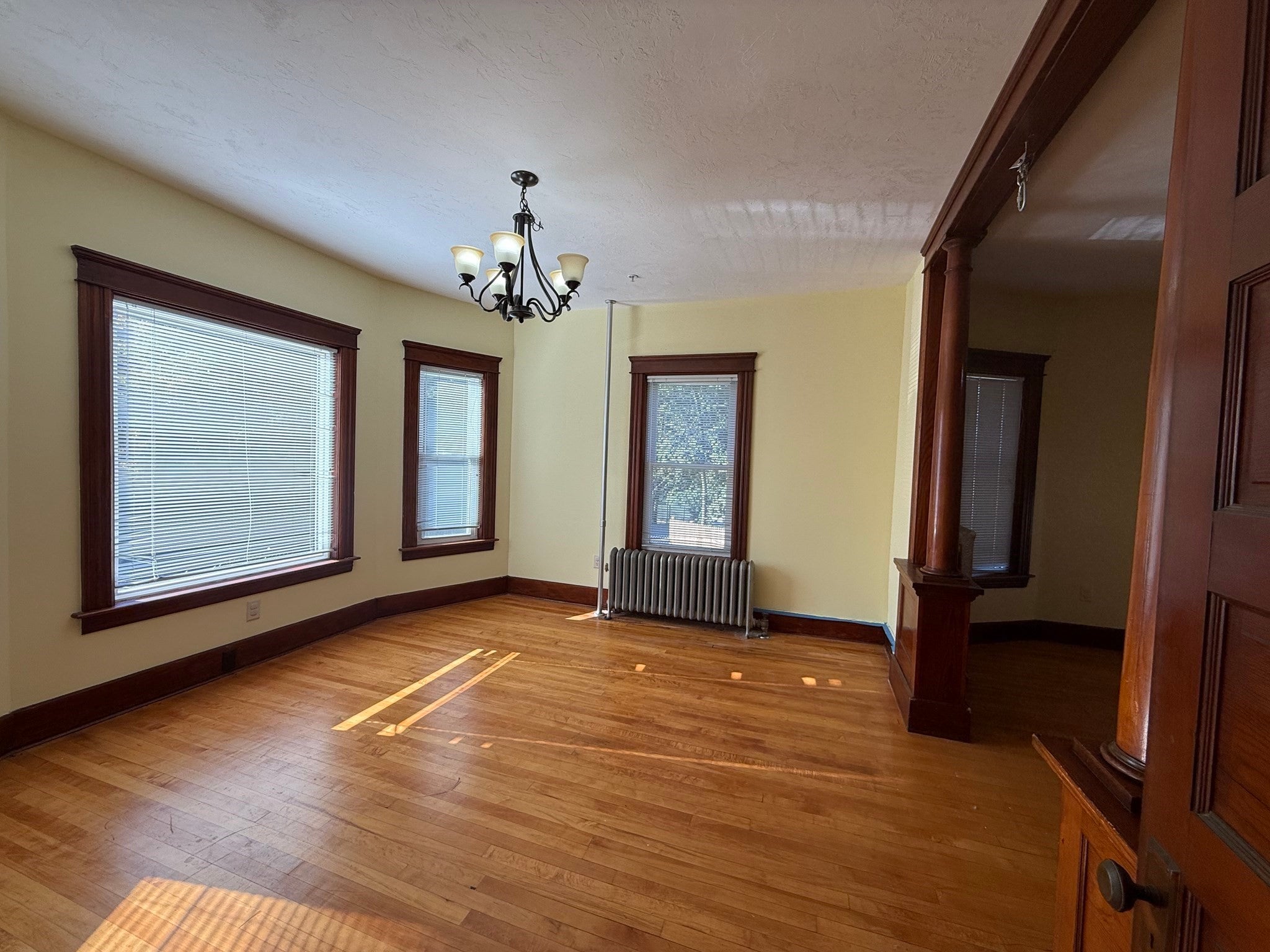 32 Woodbine Street #1, Worcester, MA Photo #4