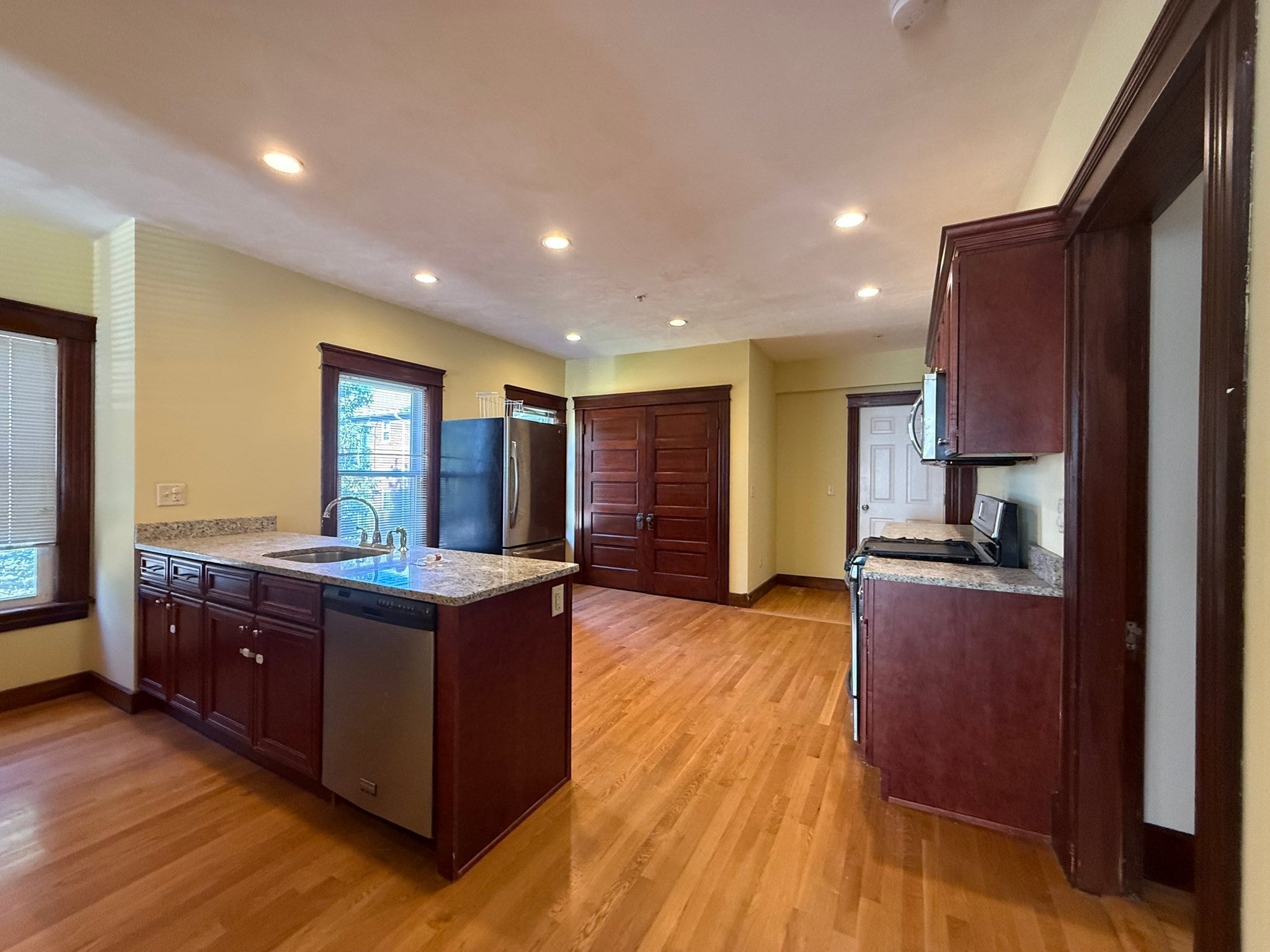 32 Woodbine Street #1, Worcester, MA Photo #9
