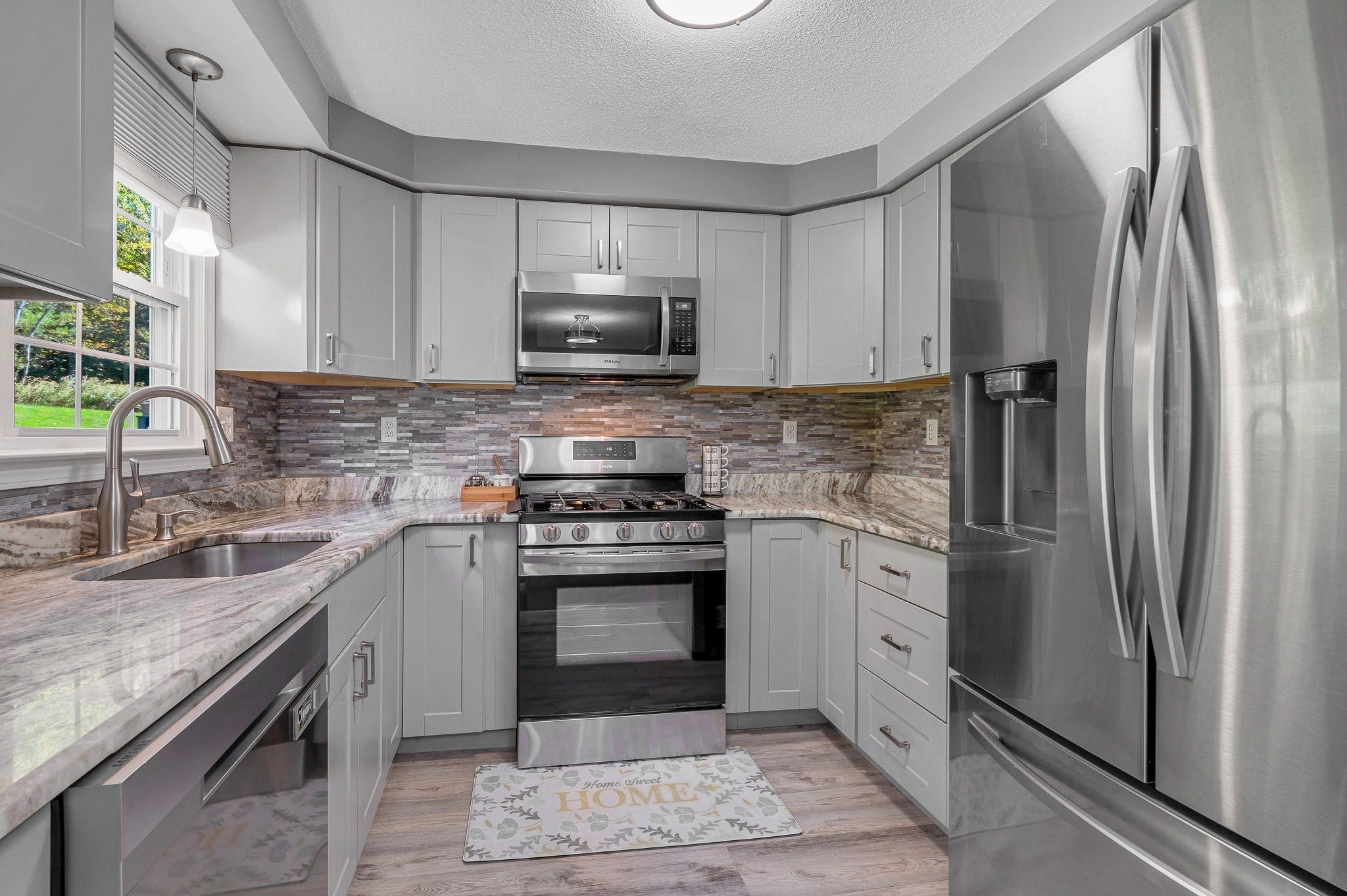 28 Meadowview Cir #28, Nashua, NH, 28 Meadowview Cir #28, Nashua, NH Photo #16