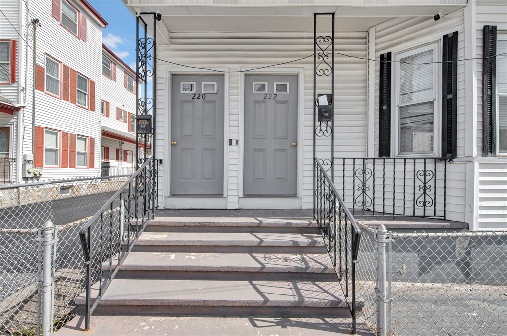 220 Concord St