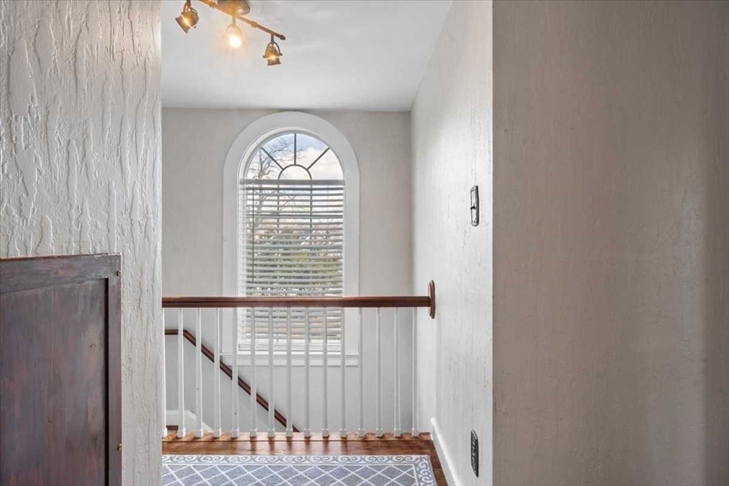 860 Pleasant St, Worcester, MA Photo #20