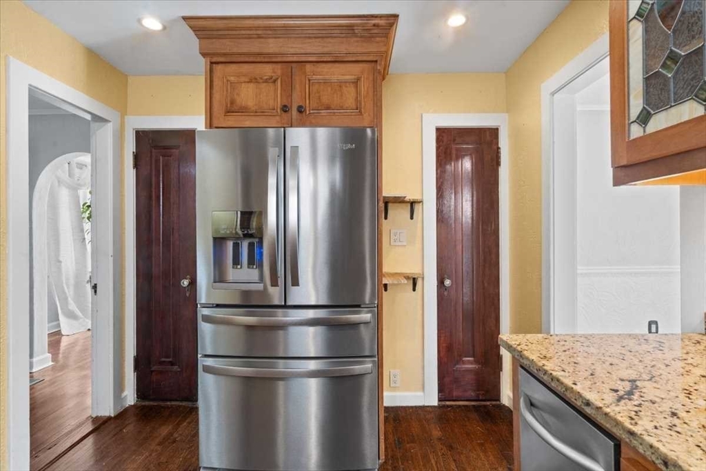 860 Pleasant St, Worcester, MA Photo #19