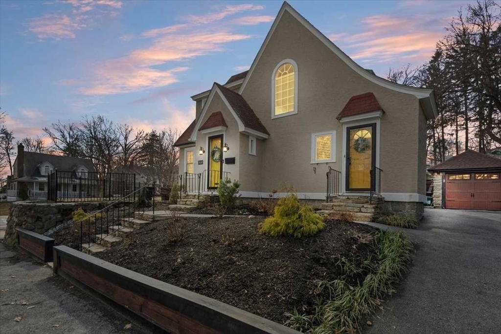 860 Pleasant St, Worcester, MA Photo #2