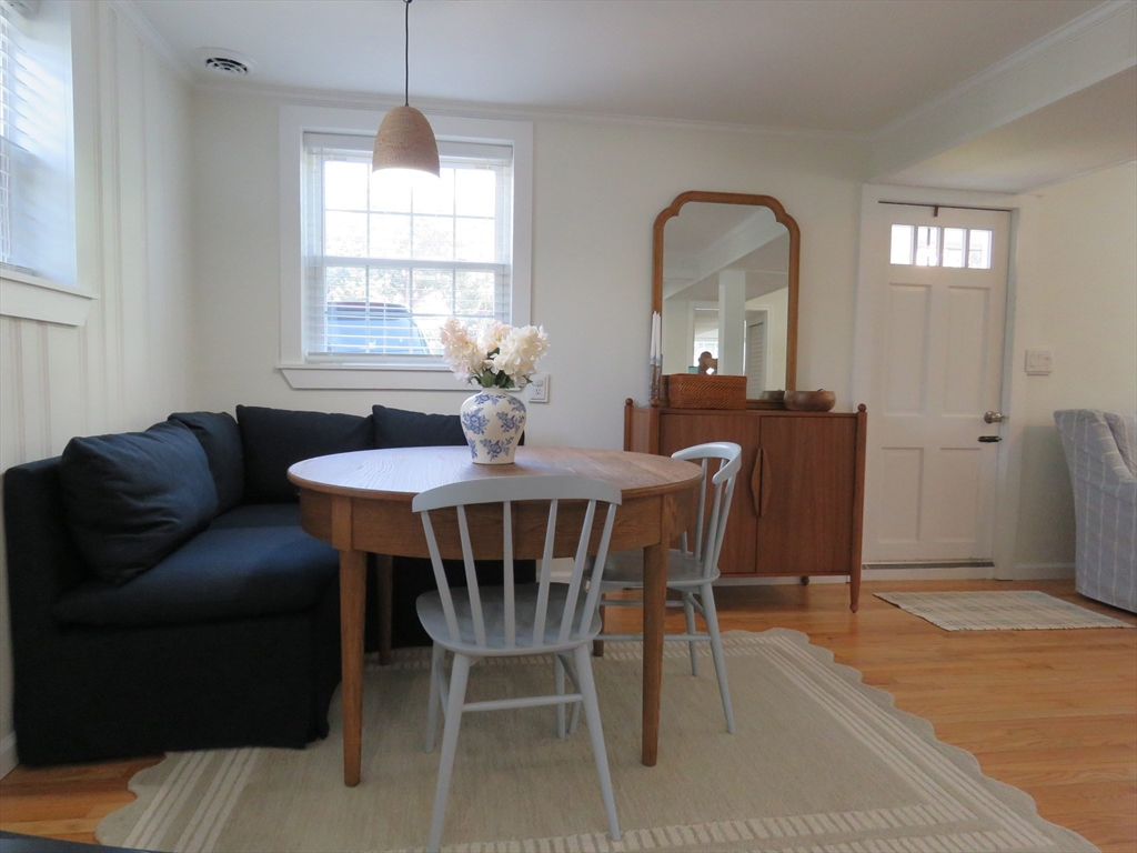 38 Cedar Ln