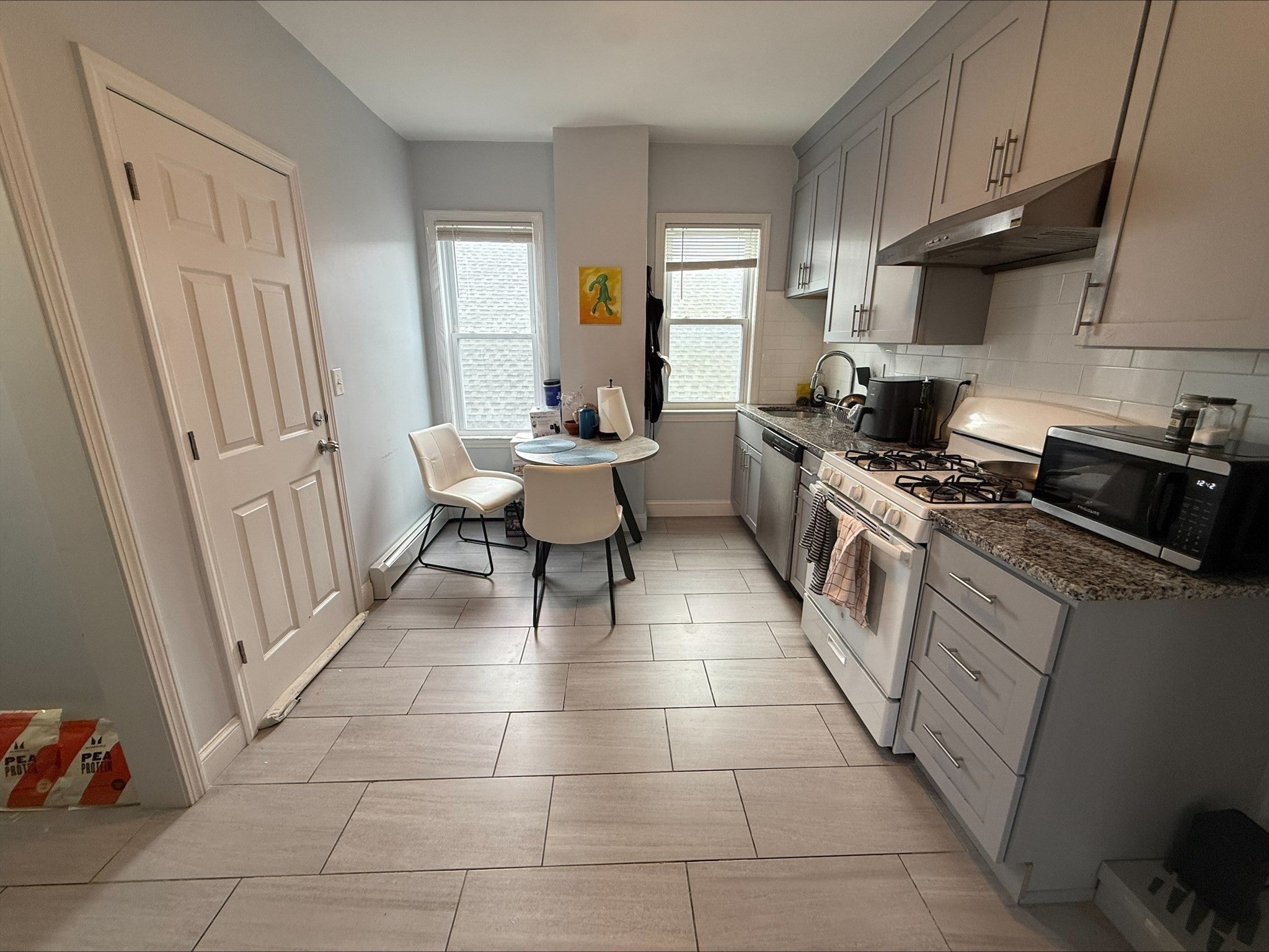 29 Waverly St 2