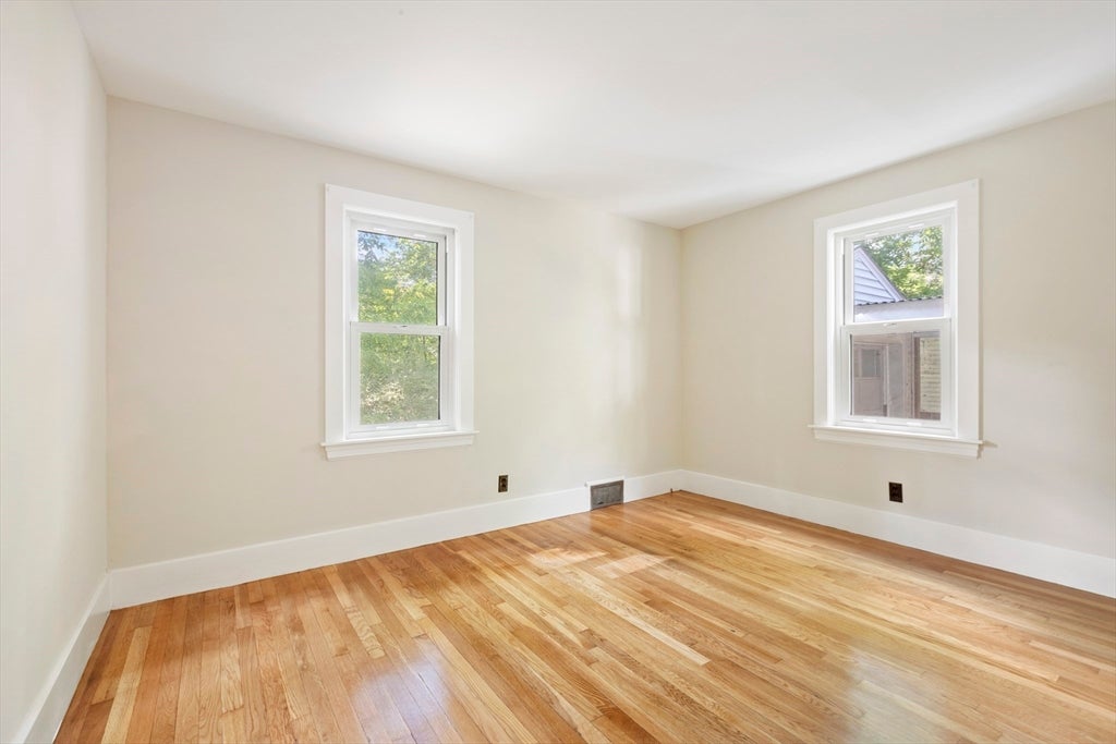 12 Cedar Ave, Millbury, MA, 12 Cedar Ave, Millbury, MA Photo #20