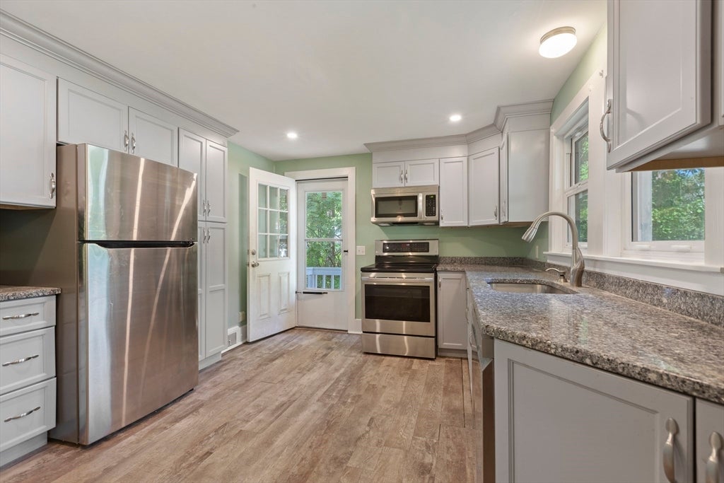 12 Cedar Ave, Millbury, MA, 12 Cedar Ave, Millbury, MA Photo #8