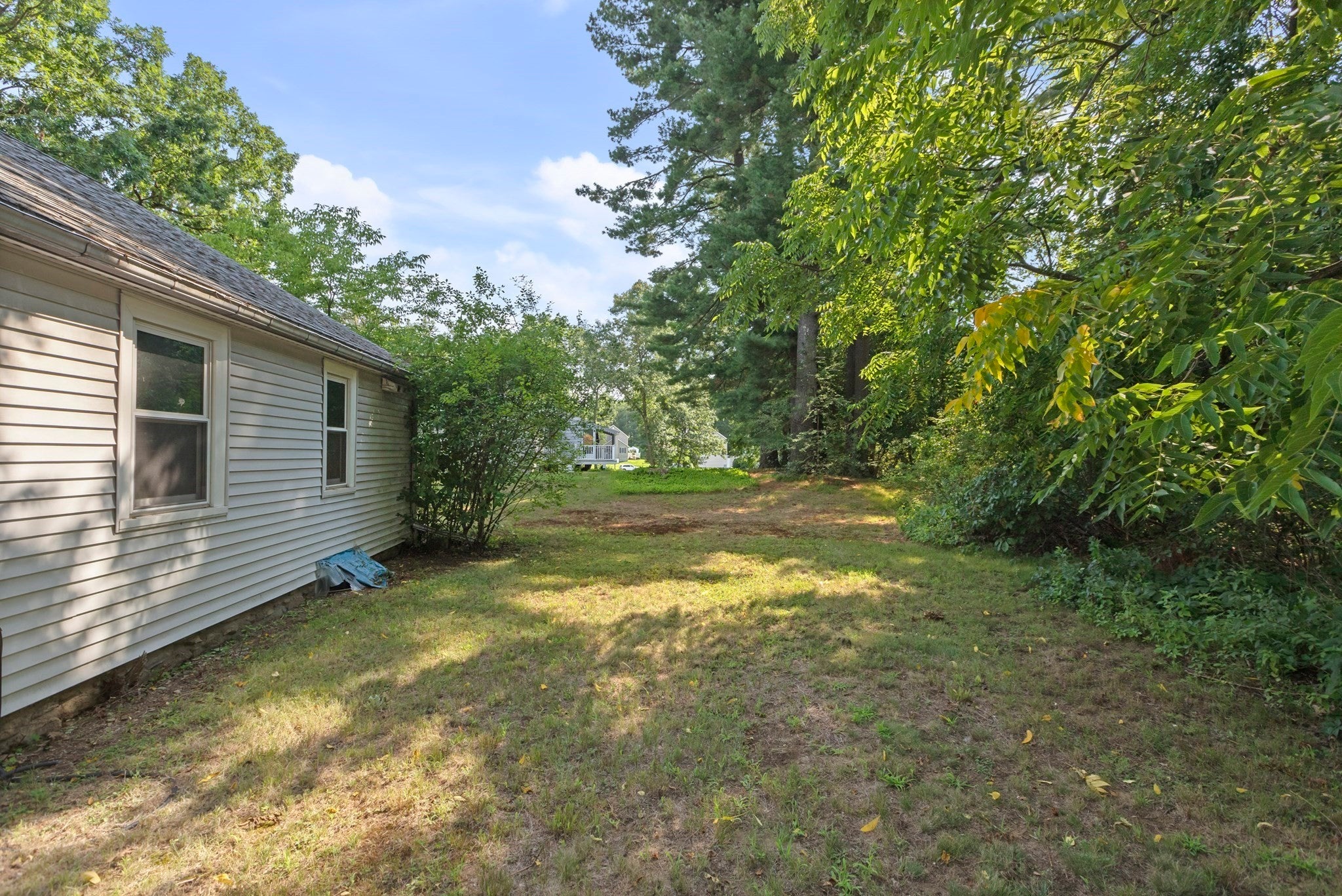 12 Cedar Ave, Millbury, MA Photo #24