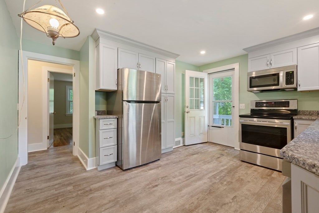 12 Cedar Ave, Millbury, MA, 12 Cedar Ave, Millbury, MA Photo #7
