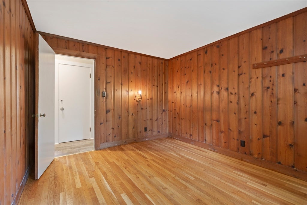 12 Cedar Ave, Millbury, MA, 12 Cedar Ave, Millbury, MA Photo #17