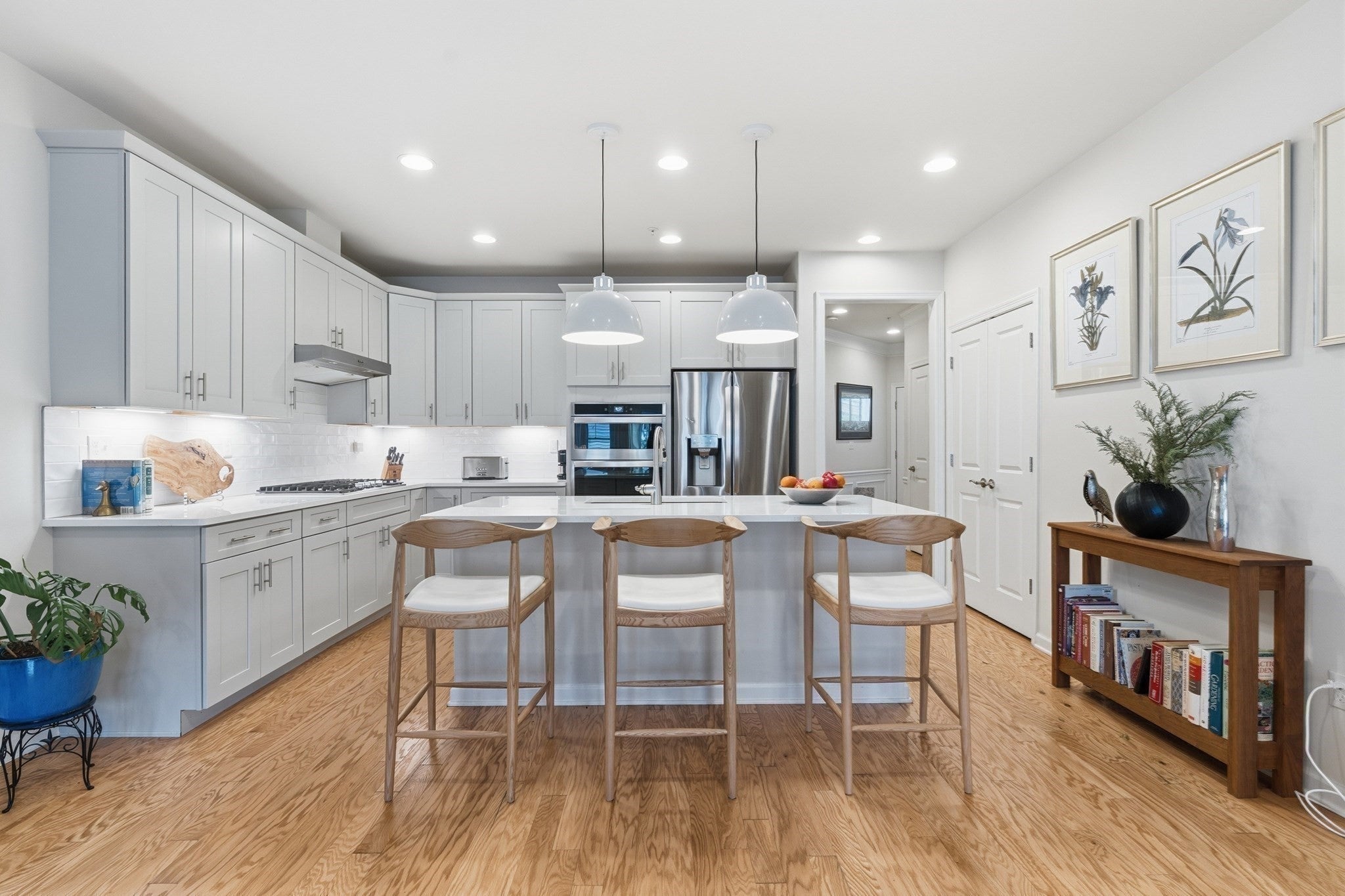 114 Orchard Dr 8
