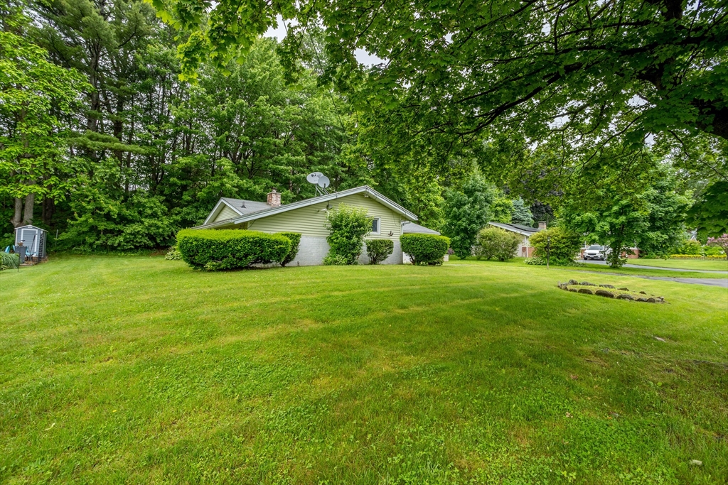 61 Barry Rd