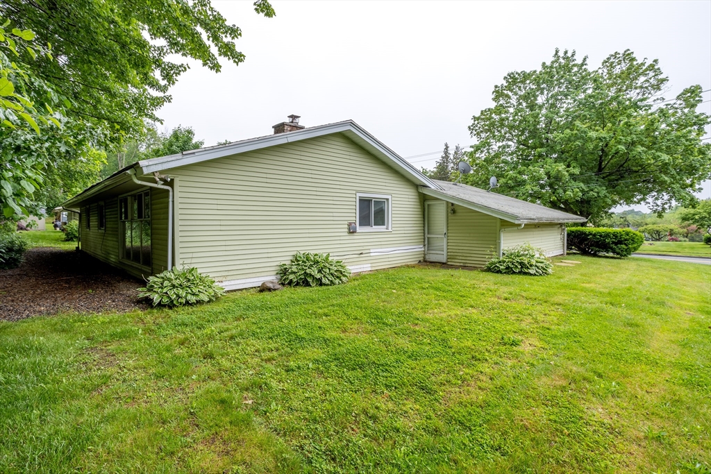 61 Barry Rd