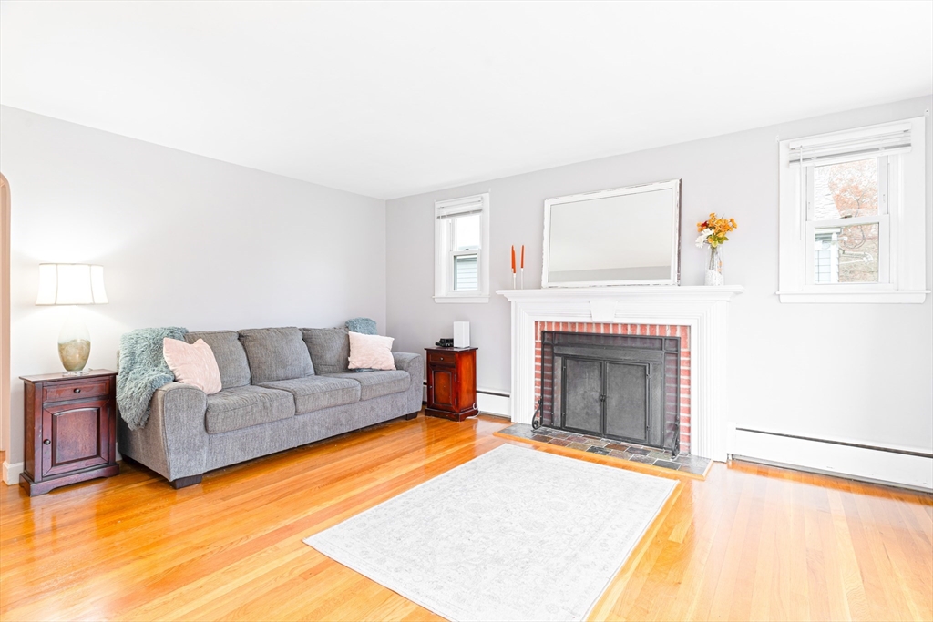 35 Woodbine Street, Attleboro, MA, 35 Woodbine Street, Attleboro, MA Photo #4