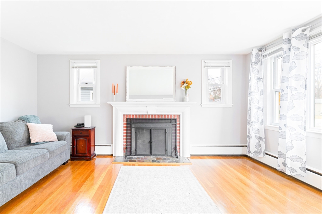 35 Woodbine Street, Attleboro, MA, 35 Woodbine Street, Attleboro, MA Photo #5