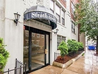 114 Strathmore Rd 203