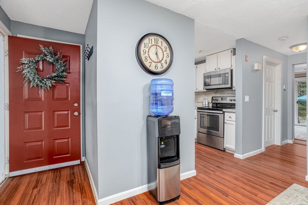 Photo of 170 Ayer Rd #E, Shirley, MA 01464 (MLS # 73503194)