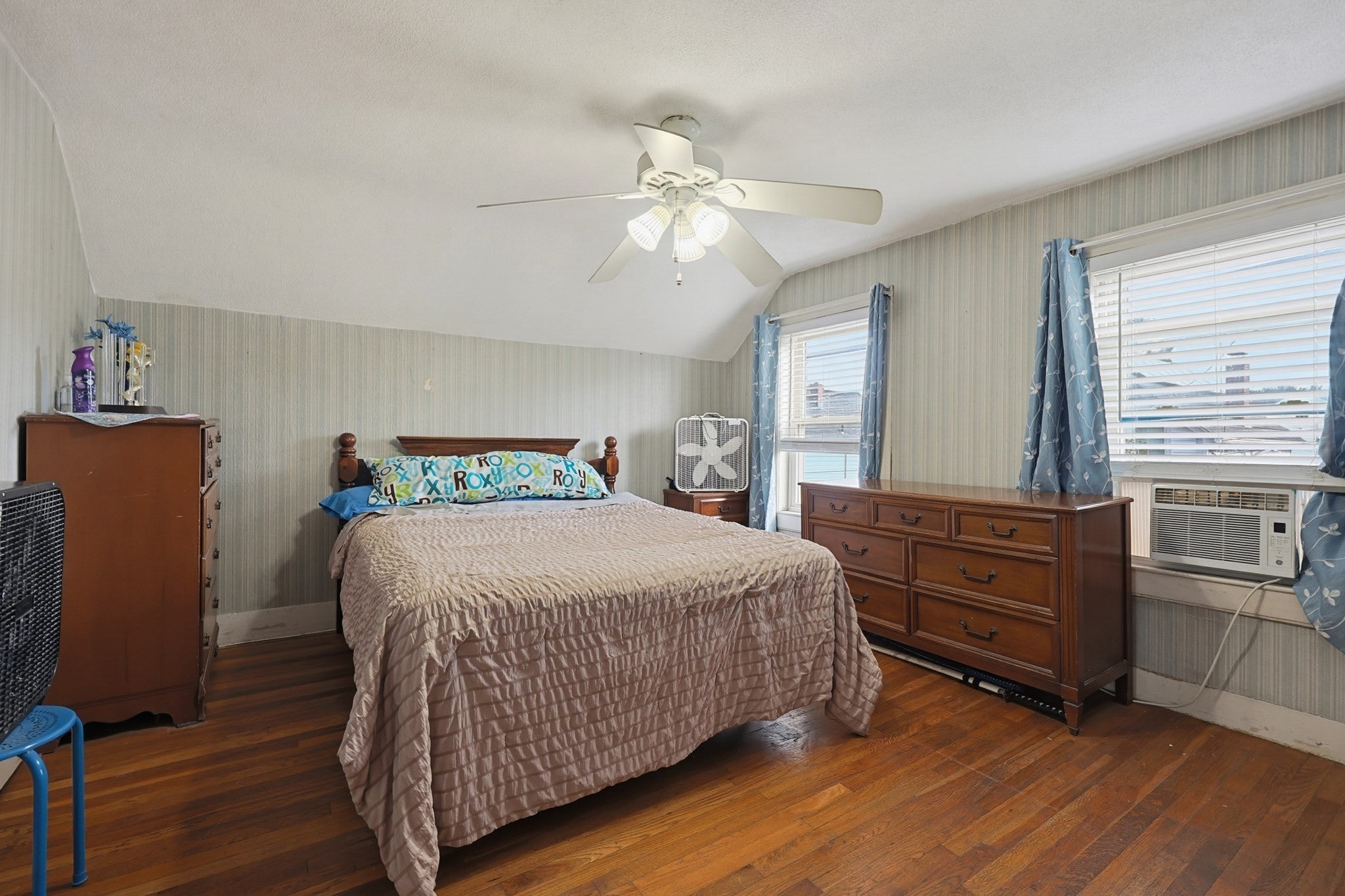 44 Myrtle St, Medford, MA Photo #21