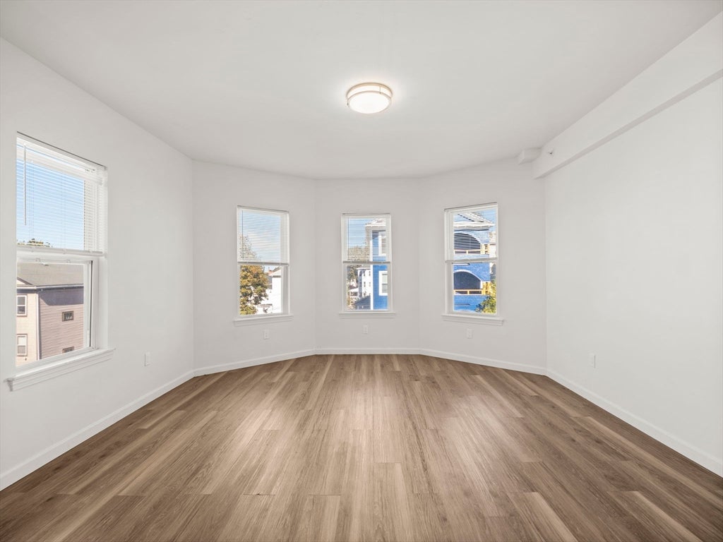 12 Alpine St #2, Worcester, MA, 12 Alpine St #2, Worcester, MA Photo #2