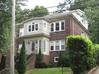 200 Winchester St 1