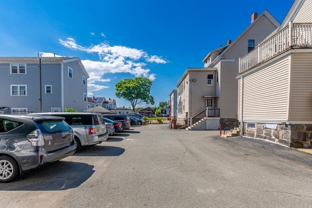 251 Newport Ave
