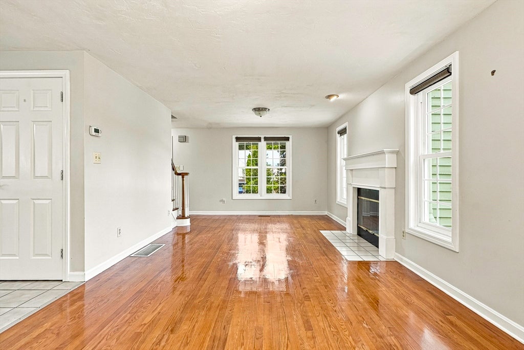 22 Stoney Hill Rd, Shrewsbury, MA, 22 Stoney Hill Rd, Shrewsbury, MA Photo #16