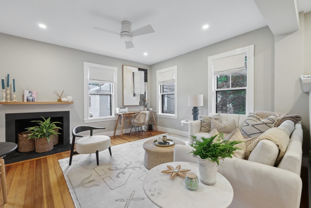 67 Walker St 3