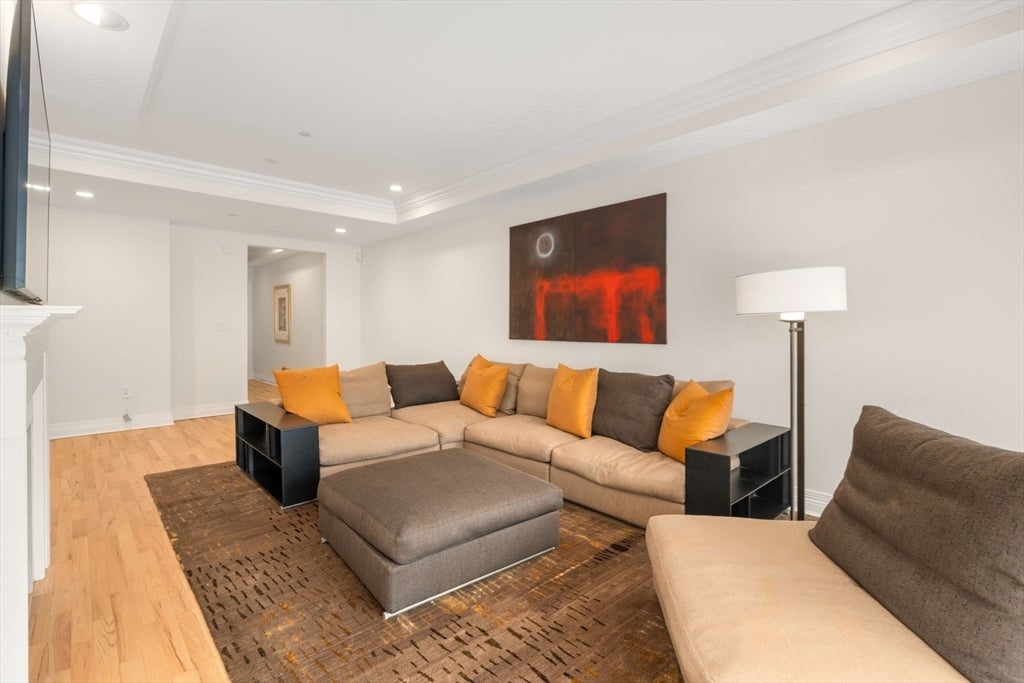 630 Hammond St #104, Brookline, MA Photo #4