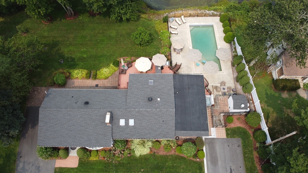 4 Johns Ave