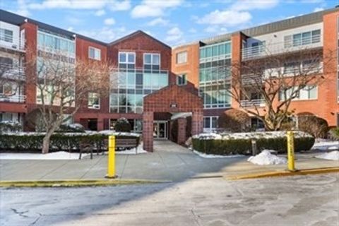 188 Place Ln 188 Woburn MA 01801