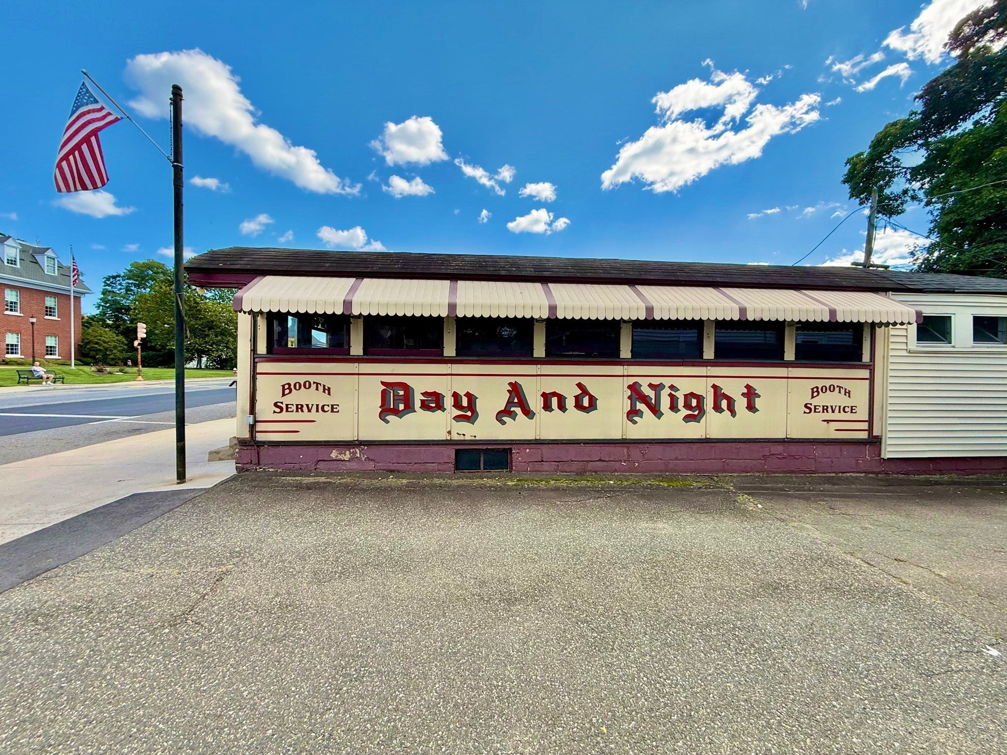 1456-1462 N Main St