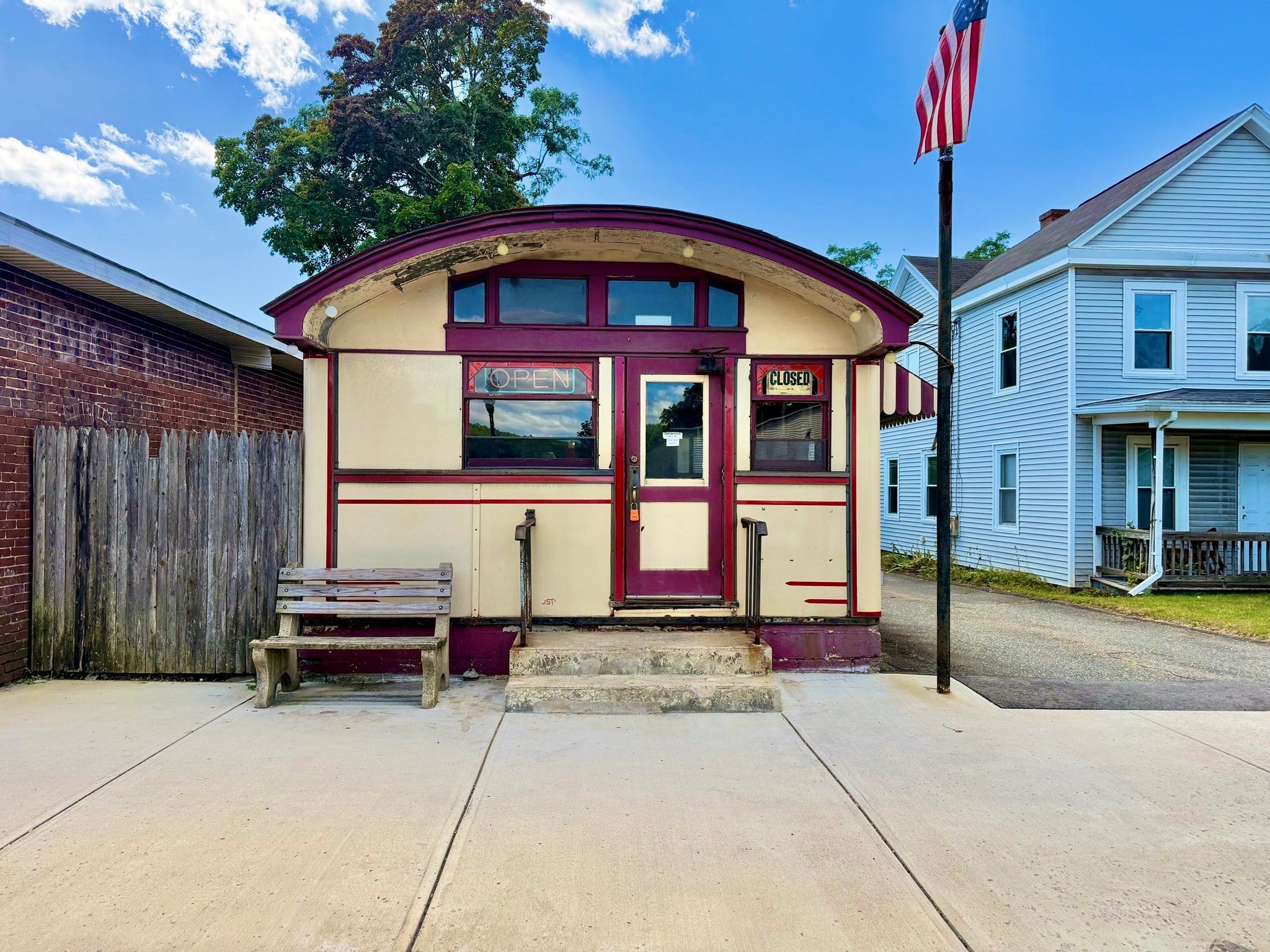1456-1462 N Main St
