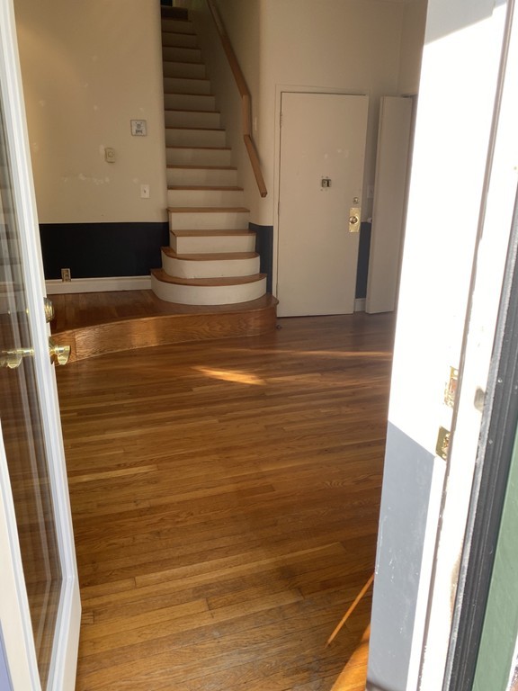 16 Wellington Street 4