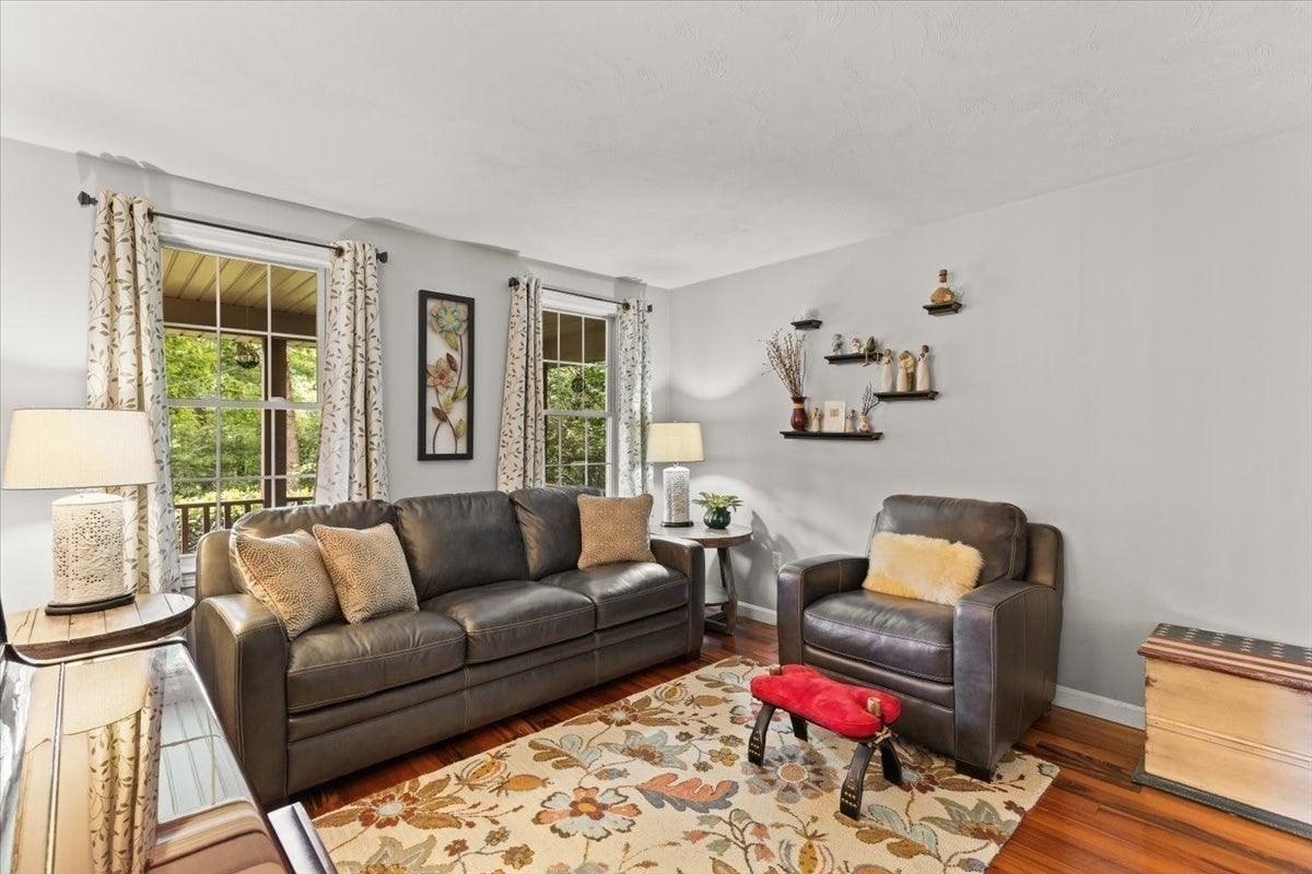 194 Woodlawn Street, Taunton, MA Photo #21