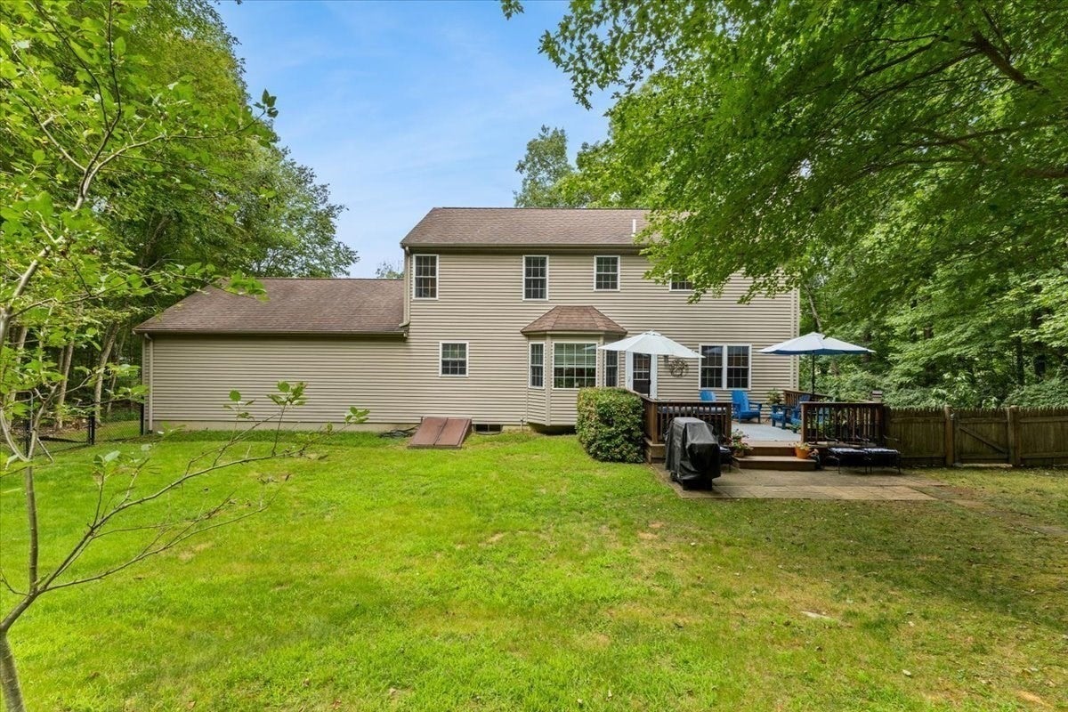 194 Woodlawn Street, Taunton, MA Photo #38