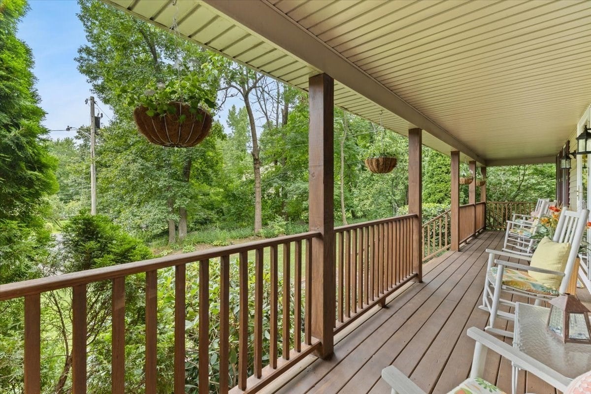 194 Woodlawn Street, Taunton, MA Photo #7