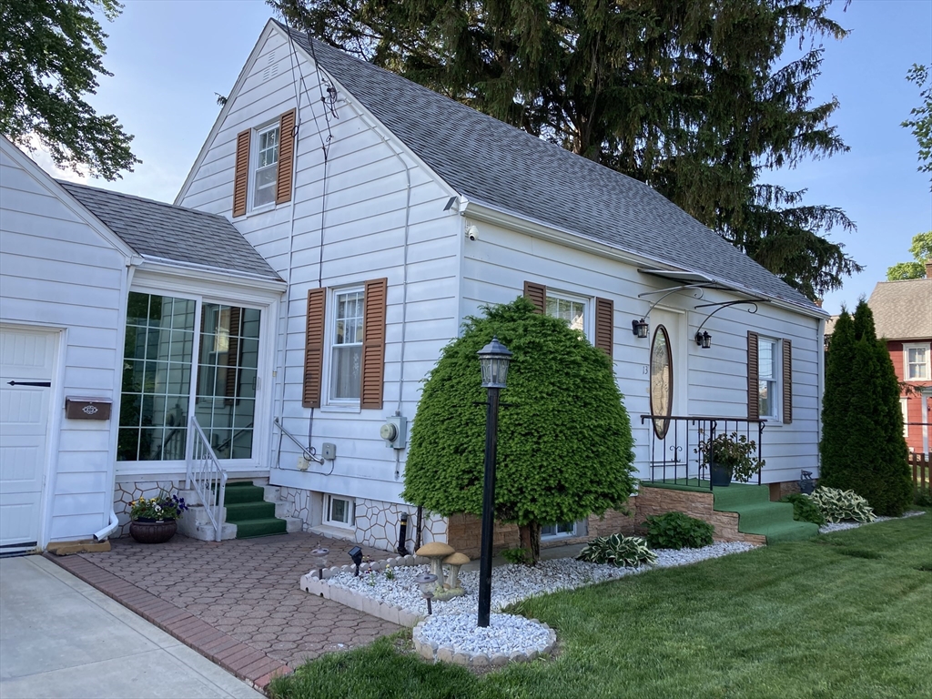 13 Smith Ave