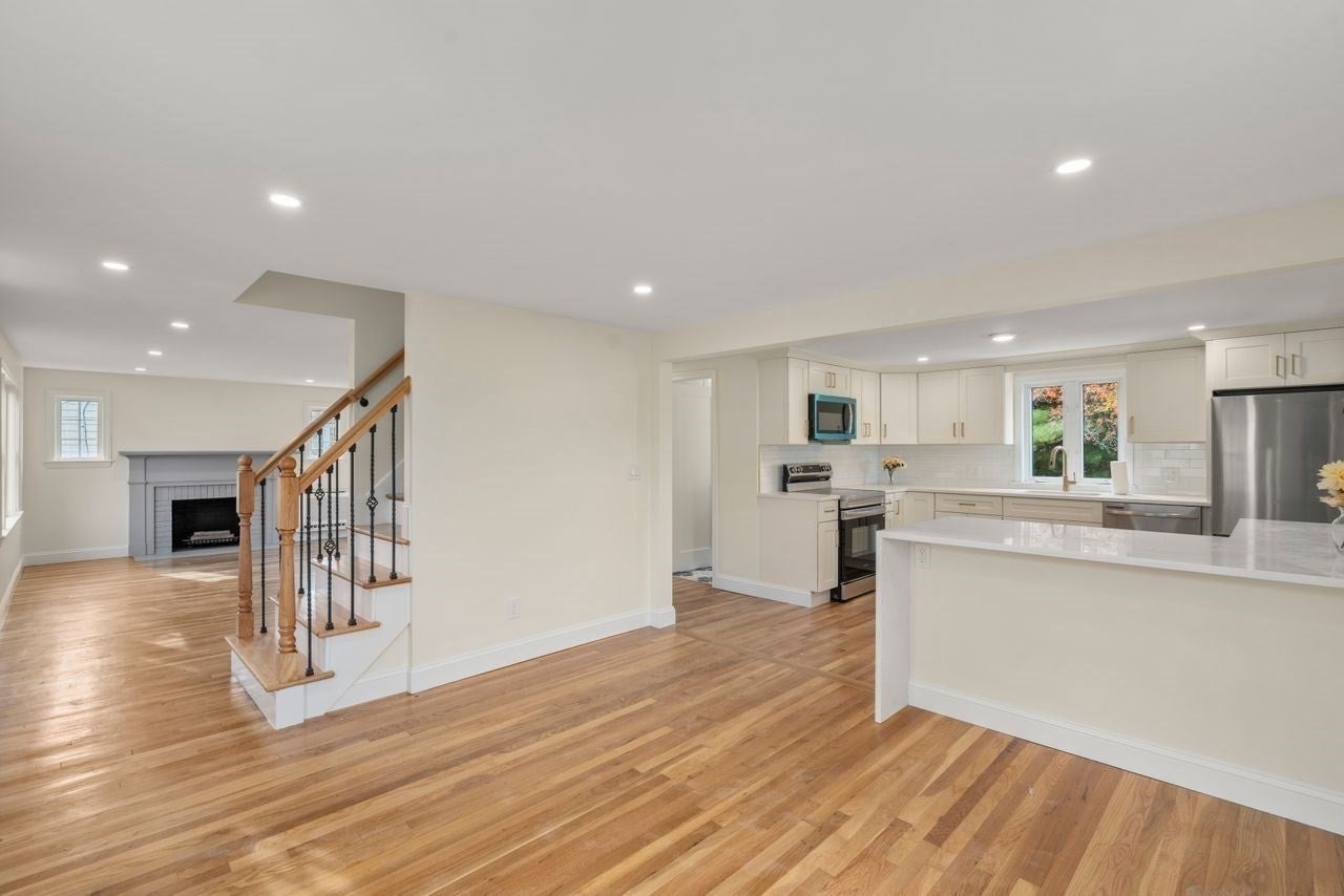 365 Lexington St