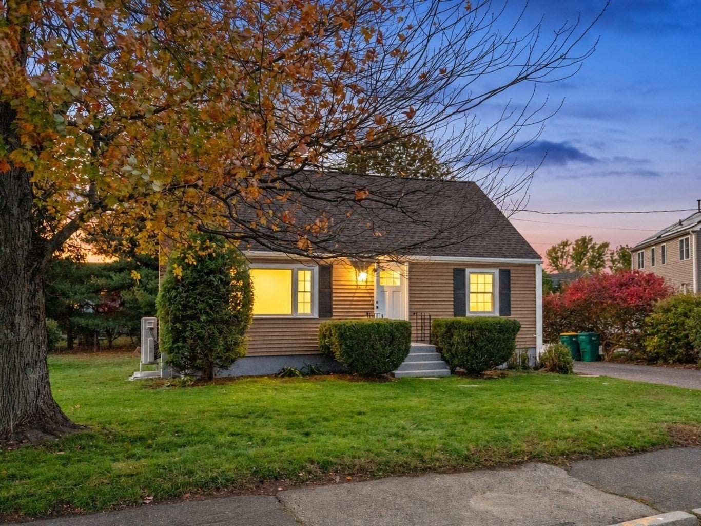 365 Lexington St, Woburn, MA, 365 Lexington St, Woburn, MA Photo #1