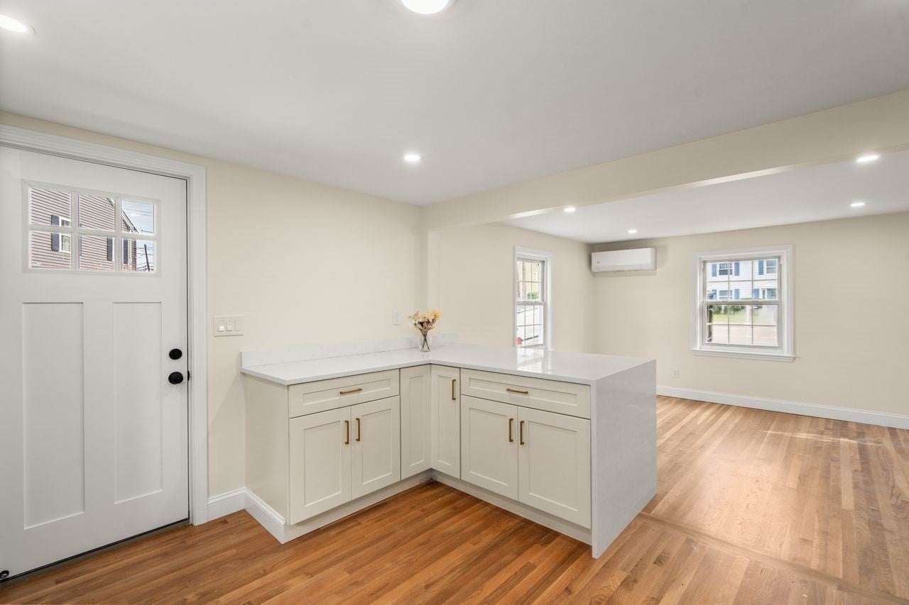 365 Lexington St, Woburn, MA, 365 Lexington St, Woburn, MA Photo #11