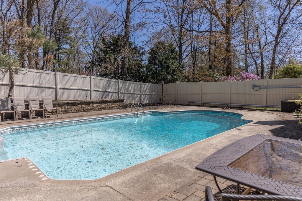 120 Rocky Hill Rd