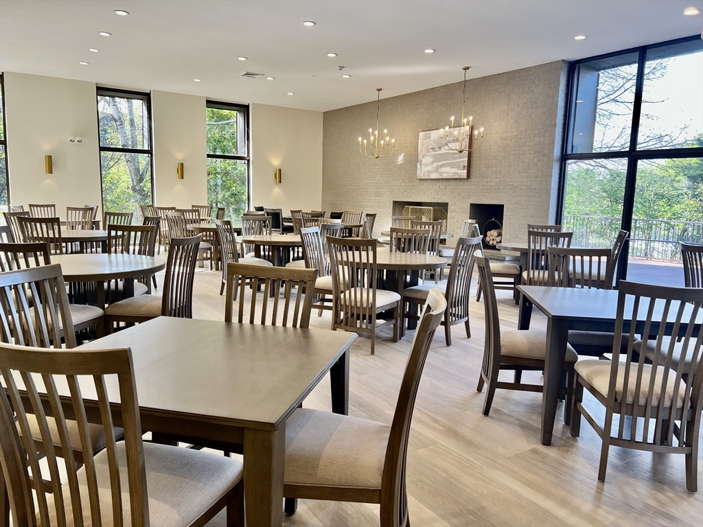 402 Paradise Road 1C