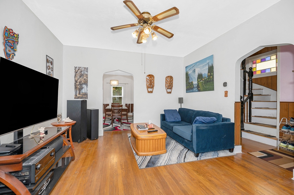 37 Belmont St